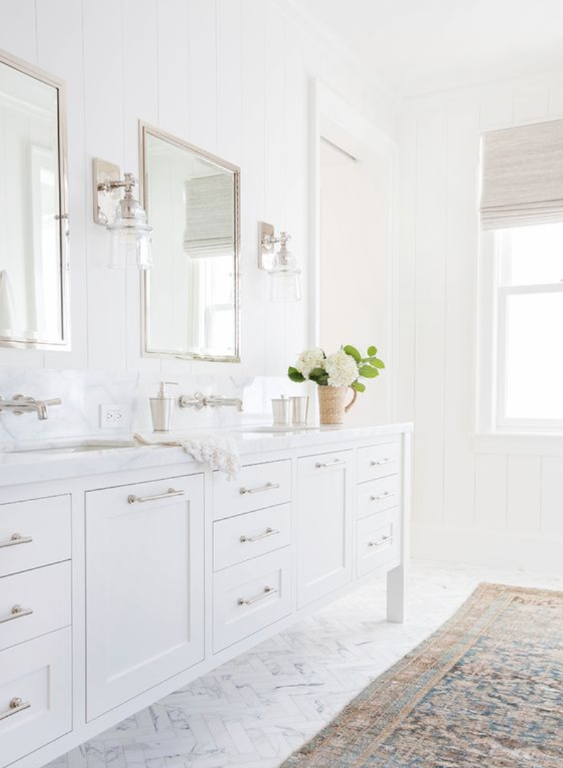 50+ Hamptons bathroom ideas - vanities, mirrors and tile designs