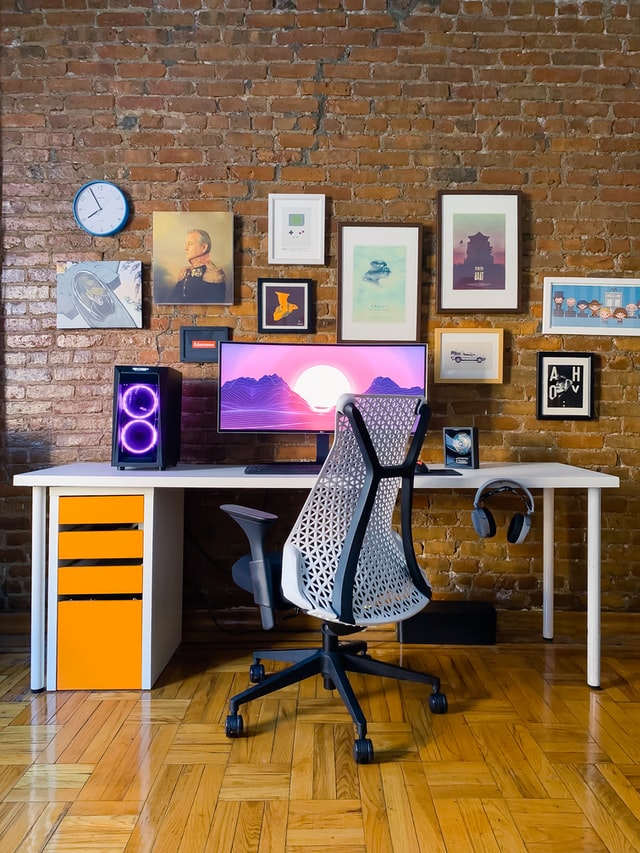 OFFICE, GAMING ROOM SETUP , INDUSTRIAL DESIGN STYLE